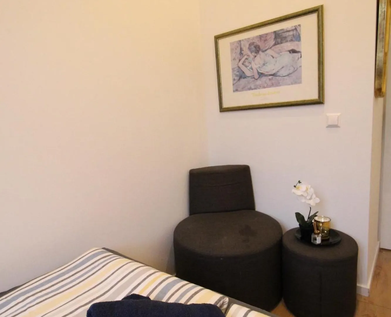 Disc Cozy Rooms In Liesing Wenen Oostenrijk